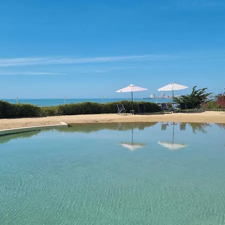 Cote Ouest Thalasso & D'olonne - Mgallery Collection فندق