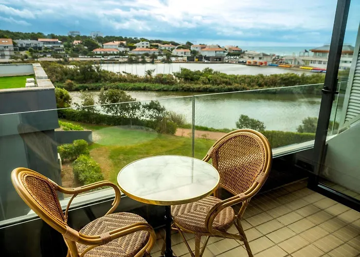 Отель Cote Ouest Thalasso & D'olonne - Mgallery Collection